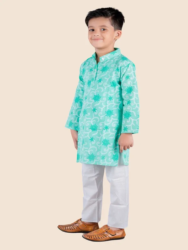 Green_Printed_Cotton_Straight_Kurta_With_Pyjamas