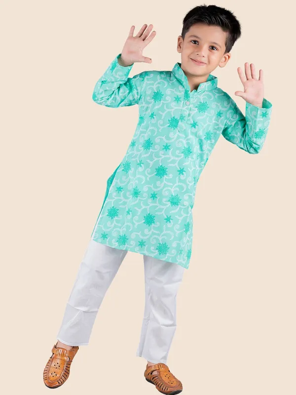 Green_Printed_Cotton_Straight_Kurta_With_Pyjamas