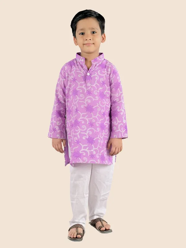 Purple_Printed_Cotton_Straight_Kurta_With_Pyjamas
