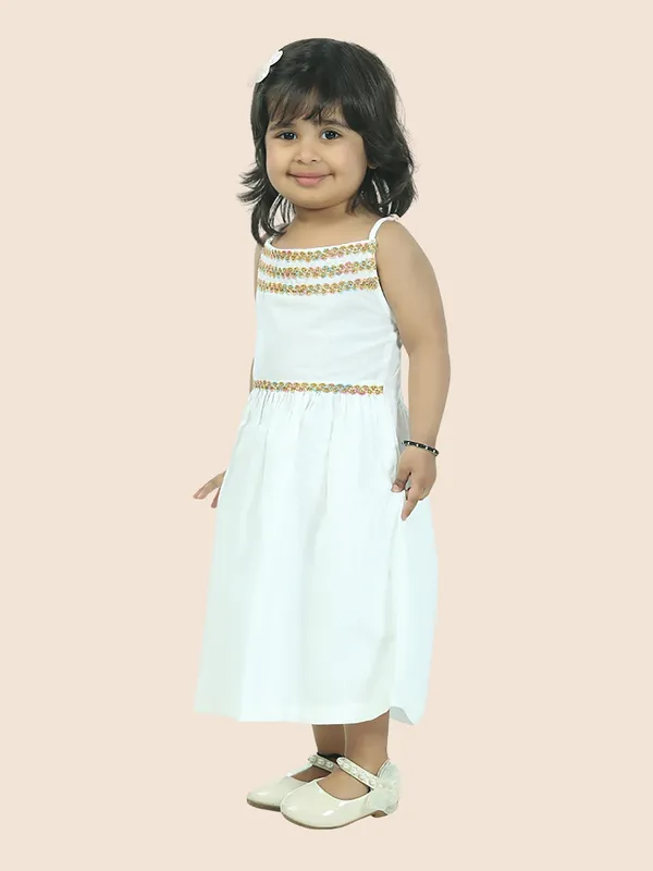 White_Pure_Cotton_Strap_Dress_Embellished_With_Lace