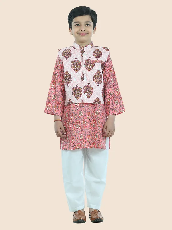 Pure_Cotton_Printed_Kurta_Pyjamas_With_Jacket