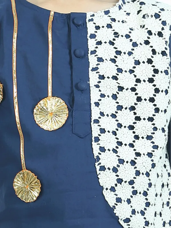 Blue_Cotton_Kurta_Pyjamas_Embellished_With_Cotton_Lace