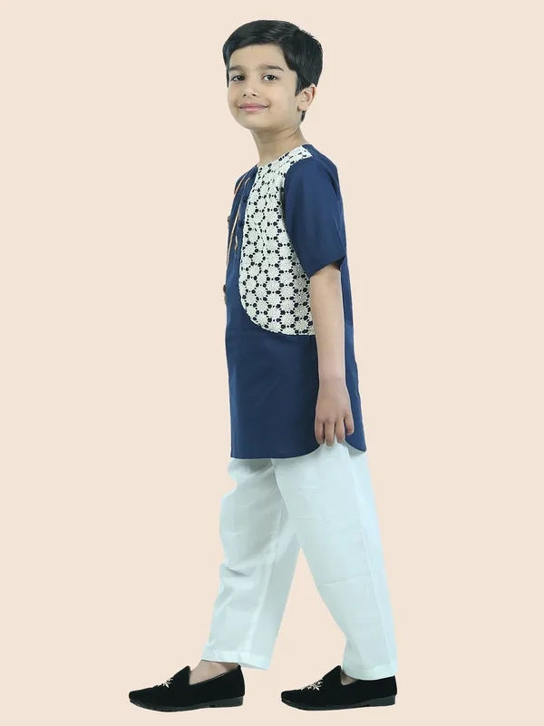 Blue_Cotton_Kurta_Pyjamas_Embellished_With_Cotton_Lace