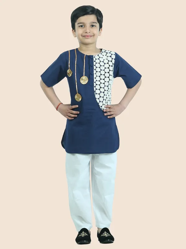 Blue_Cotton_Kurta_Pyjamas_Embellished_With_Cotton_Lace
