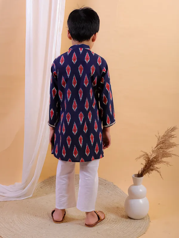 Blue_Pure_Cotton_Printed_Kurta_With_Pyjamas