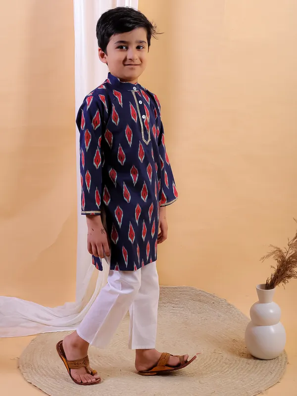 Blue_Pure_Cotton_Printed_Kurta_With_Pyjamas