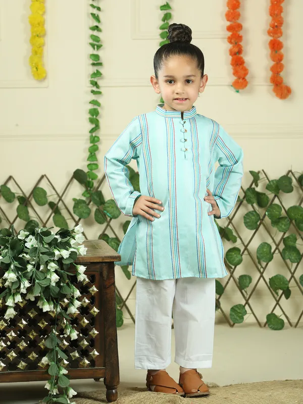 Green_Cotton_Woven_Stripe_Kurta_With_Pyjamas