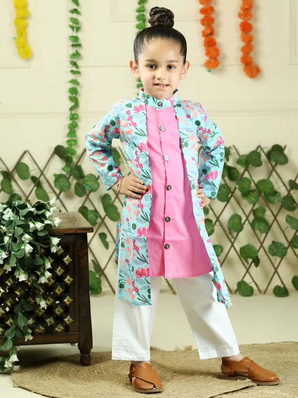 Pink_Pure_Cotton_Floral_Print_Full_Sleeve_Kurta_With_Pyjamas