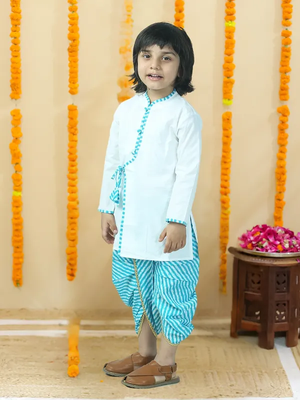 Blue_Pure_Cotton_White_Kurta_And_Dhoti_With_Leheriya_Print