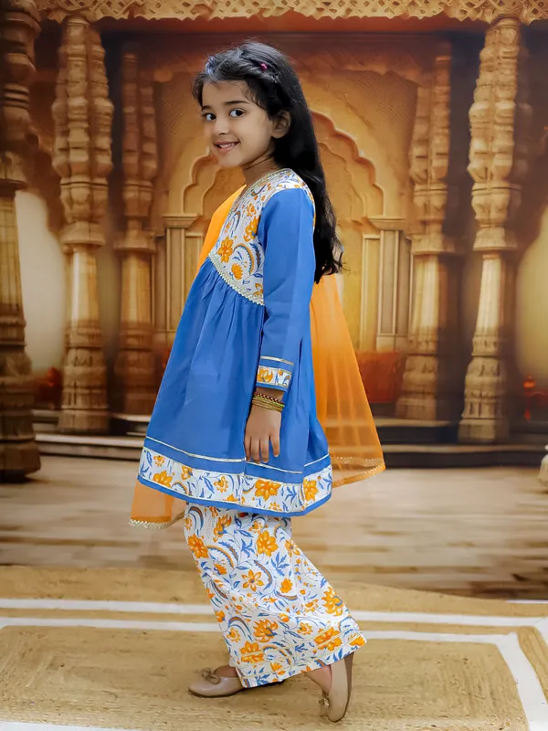 Blue_Cotton_Printed_Kurta_Pyjama_Set_With_Dupatta