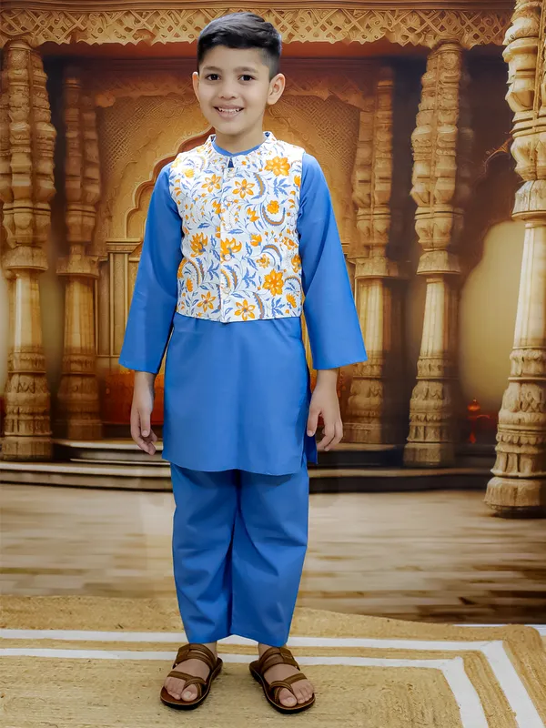 Blue_Pure_Cotton_Printed_Kurta_Pyjama_With_Jacket