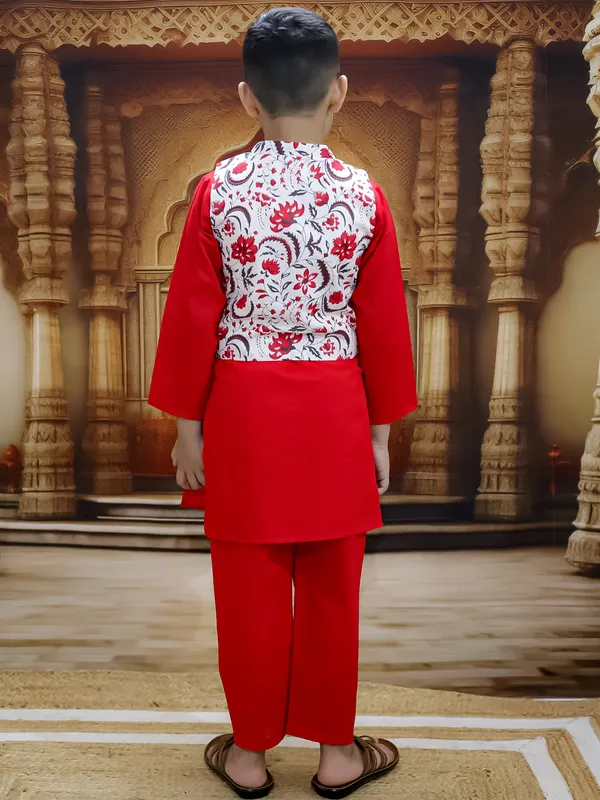 Red_Pure_Cotton_Printed_Kurta_Pyjama_With_Jacket