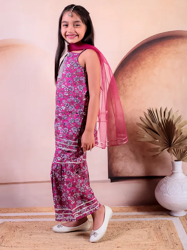 Pink_Cotton_Printed_Kurti_With_Sharara_With_Dupatta
