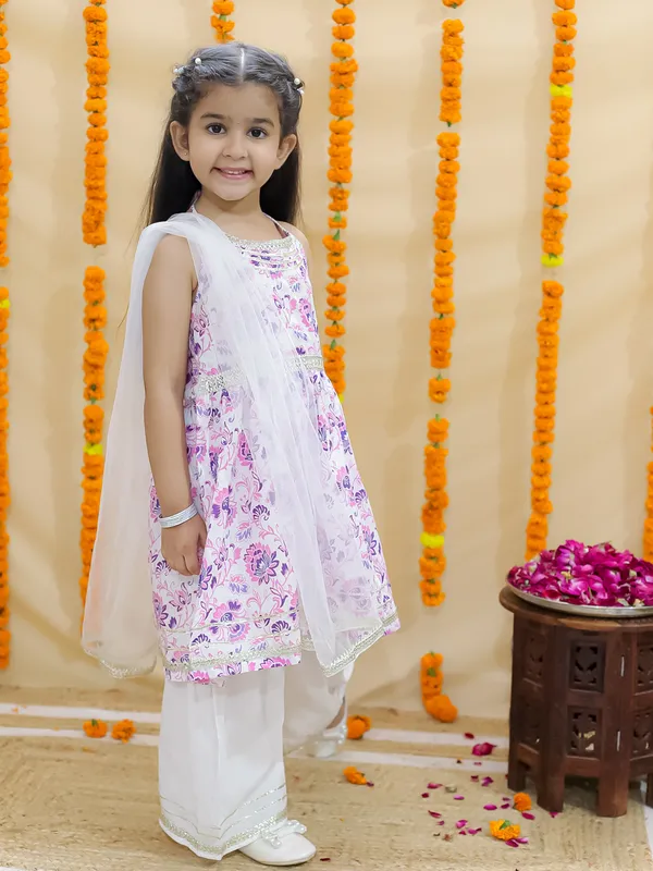 Pink_Floral_Printed_Regular_Pure_Cotton_Kurta_With_Sharara_&_With_Dupatta