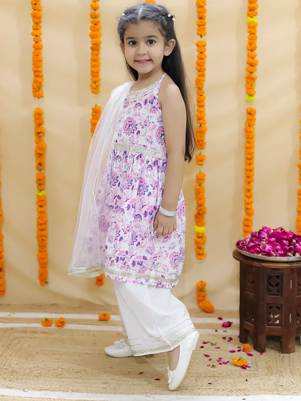 Pink_Floral_Printed_Regular_Pure_Cotton_Kurta_With_Sharara_&_With_Dupatta