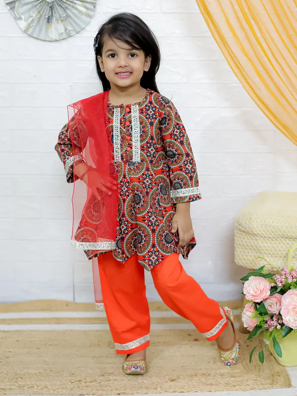 Orange_Paisley_Printed_Regular_Pure_Cotton_Kurta_With_Pyjamas_&_With_Dupatta
