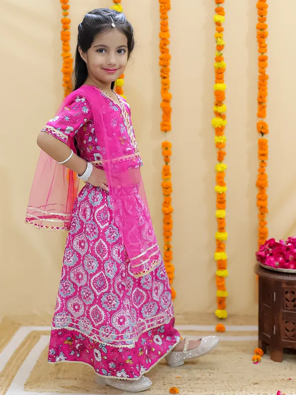 Pink_Floral_Printed_Ready_To_Wear_Cotton_Lehenga_&_Choli_With_Dupatta