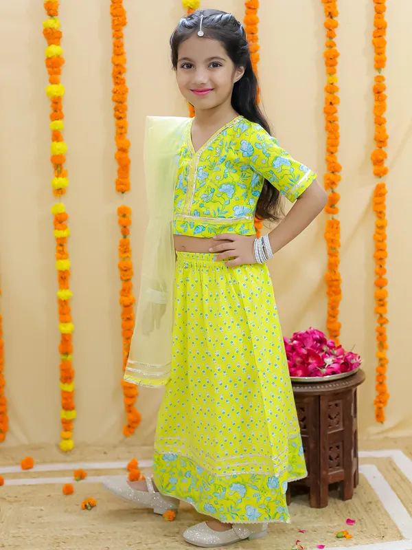 Yellow_Floral_Printed_Ready_To_Wear_Cotton_Lehenga_&_Choli_With_Dupatta