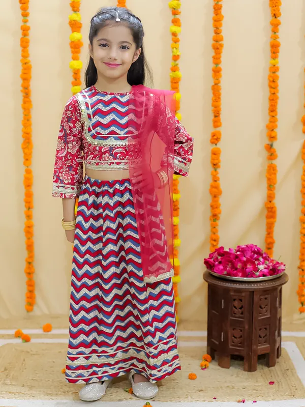 Red_Chevron_Printed_Ready_To_Wear_Cotton_Lehenga_&_Choli_With_Dupatta