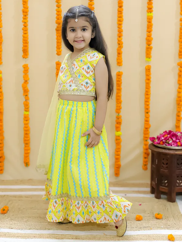 Yellow_Ethnic_Motifs_Printed_Ready_To_Wear_Cotton_Lehenga_&_Blouse_With_Dupatta