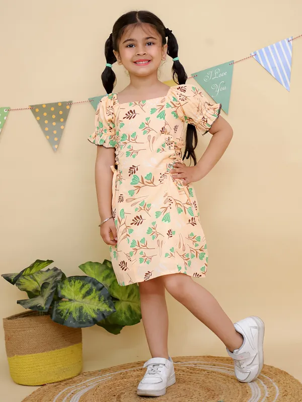 Beige_&_Green_Floral_Print_Puff_Sleeves_Dress