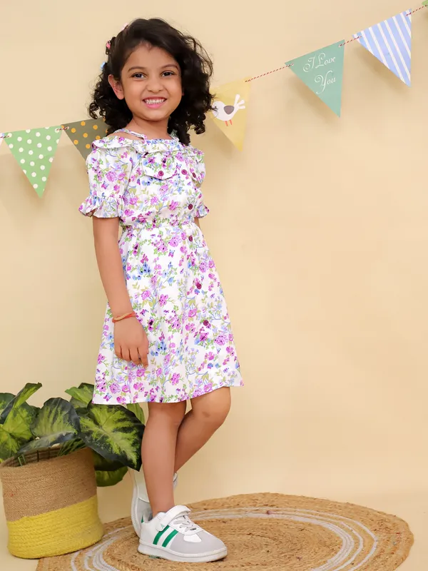 White_&_Purple_Floral_Print_Ruffle_Sleeves_Dress