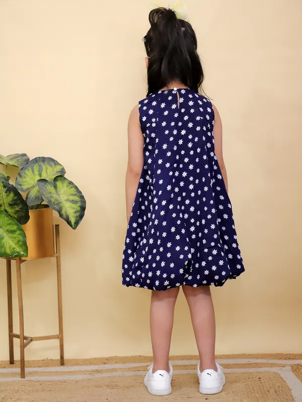 Navy_Blue_Floral_Print_Sleeveless_Dress