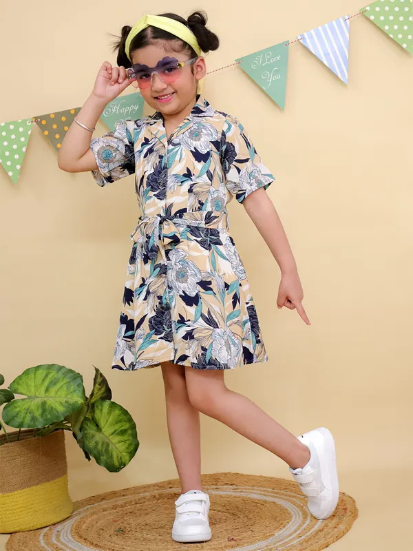 Beige_&_Black_Floral_Print_Short_Sleeve_Shirt_Dress