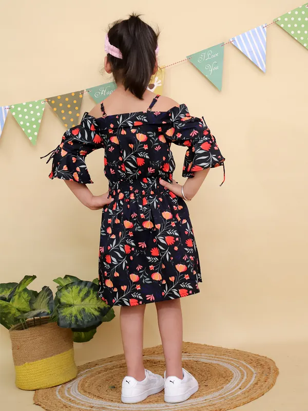 Black_Floral_Print_Bell_Sleeves_Cold_Shoulder_Dress