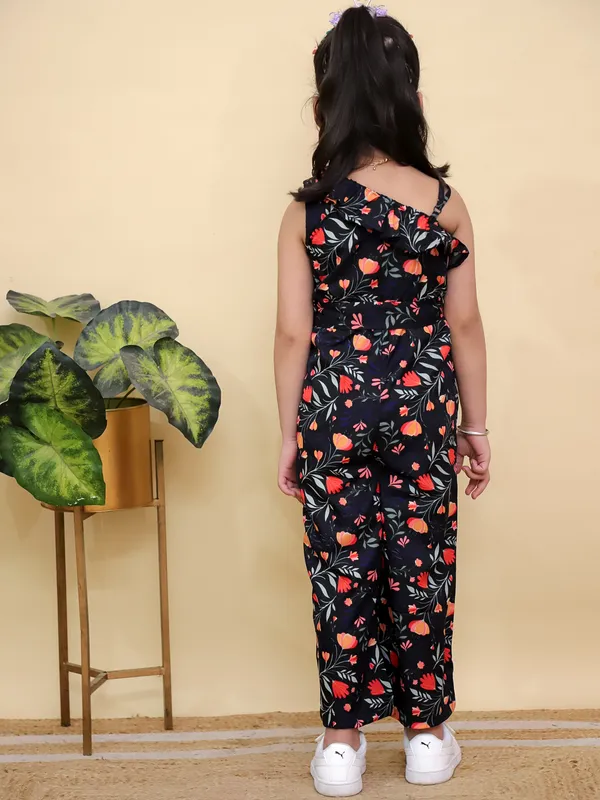 Black_Floral_Print_Sleeveless_Jumpsuit