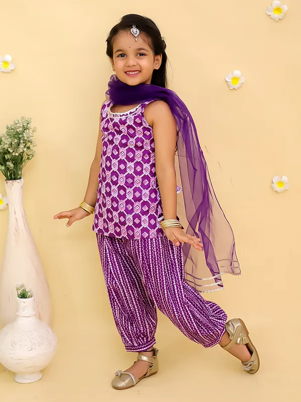 Junitos_Cotton_Woven_Sleeveless_Printed_Kurti_Patiala_With_Dupatta_Set_-_Purple