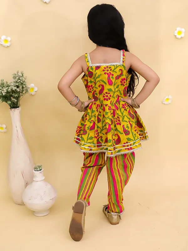 Junitos_Cotton_Woven__Sleeveless_Floral_Printed_kurti_Dhoti_Shalwar__-Musturd