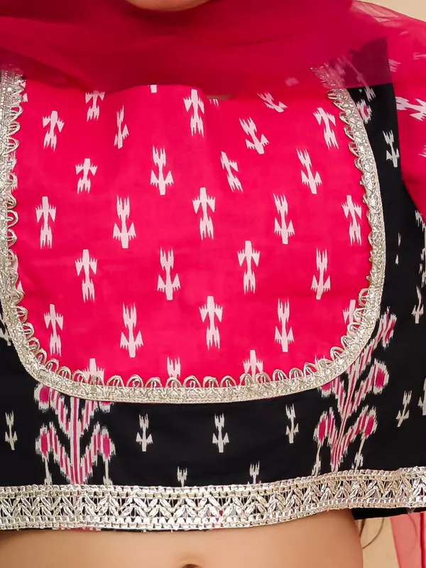 Junitos_Cotton_Woven_Short_Sleeve_Floral_Printed_Kali_Lehenga_Choli_with_Dupatta_-Pink_&_Black