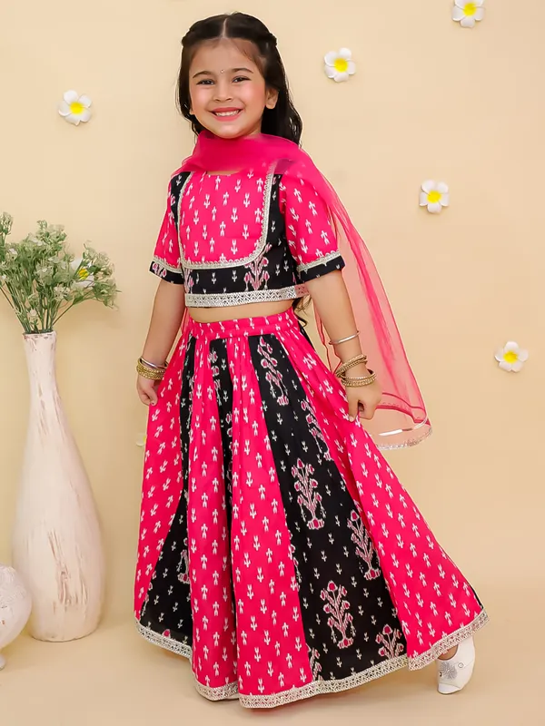 Junitos_Cotton_Woven_Short_Sleeve_Floral_Printed_Kali_Lehenga_Choli_with_Dupatta_-Pink_&_Black
