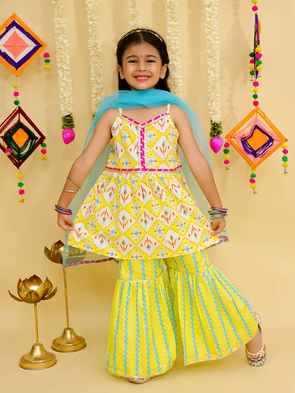 Junitos_Pure_Cotton_Woven_Sleevesless_Chervon_printed_Kurti_Sharara_with_Dupatta -Yellow