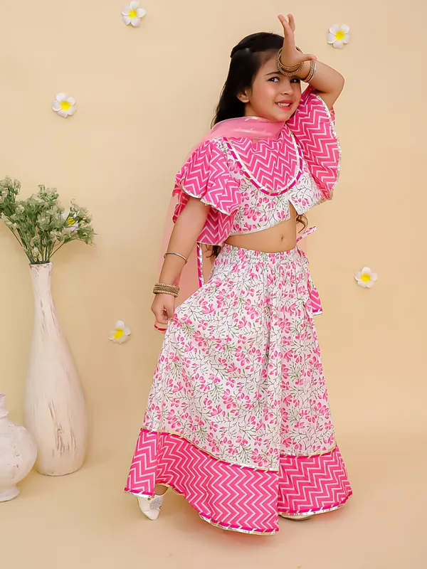 Junitos_Cotton_Woven_Frill_Sleeve_Floral_Printed_Lehenga_Choli_with_Dupatta_-Pink