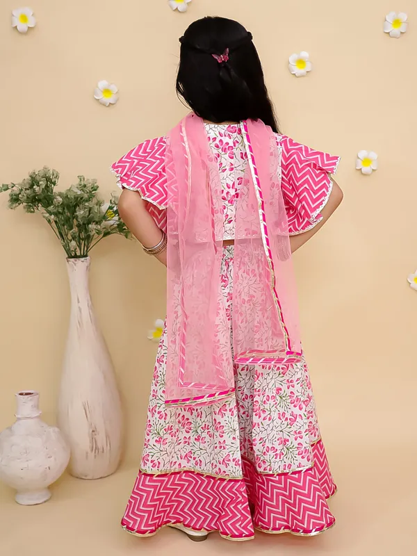 Junitos_Cotton_Woven_Frill_Sleeve_Floral_Printed_Lehenga_Choli_with_Dupatta_-Pink
