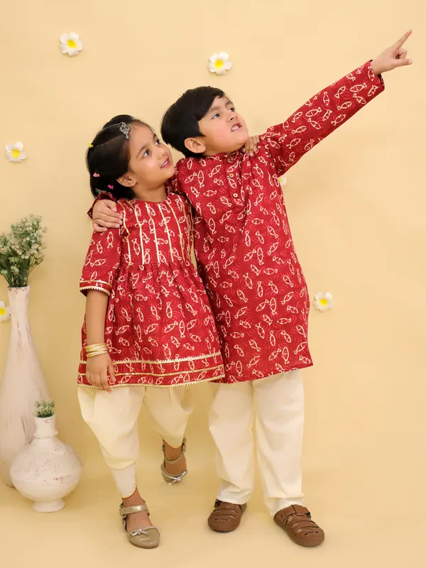 Junitos_Cotton_Woven_Half_Sleeves_Printed_Angrakha_Kurti_Dhoti_Set_-_Maroon