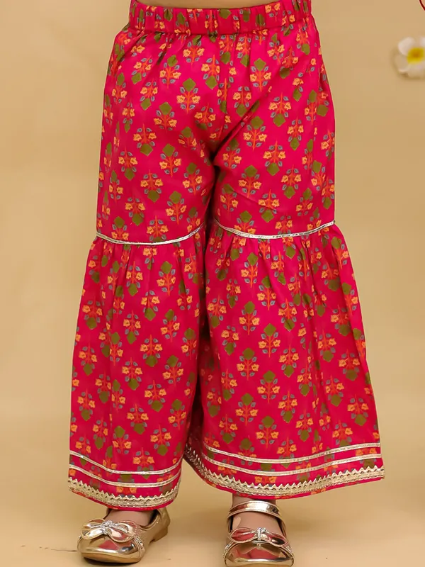 Junitos_Pure_Cotton_Woven_Sleevesless_Floral_printed_Kurti_Sharara_with_Dupatta -Pink