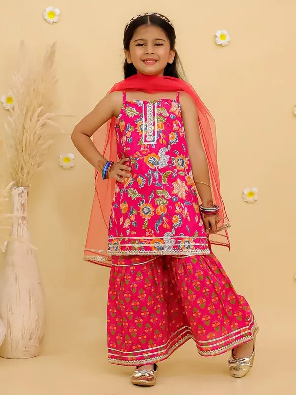 Junitos_Pure_Cotton_Woven_Sleevesless_Floral_printed_Kurti_Sharara_with_Dupatta -Pink