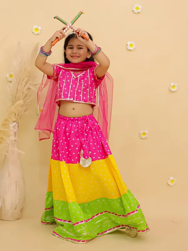 Junitos_Cotton_Woven__Short_Sleeve_Bandhni_Polka_Dot_Printed__Lehenga_Choli_Dupatta_with_Dandiya-Pink