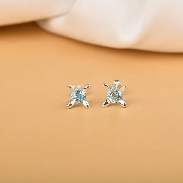 Blue_Topaz_925_Sterling_Silver_Prong_Set_Stud_Earring