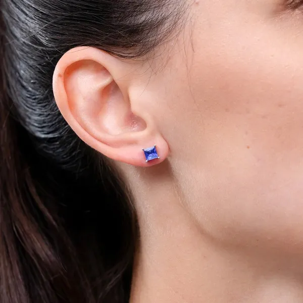 Blue_Tanzanite_925_Sterling_Silver_Prong_Set_Stud_Earring