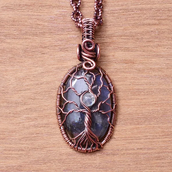 Blue_Labradorite_Healing_Gemstone_Copper_Wire_Wrap_Black_Oxidised_Chain_Pendant_(1.96_Cm)