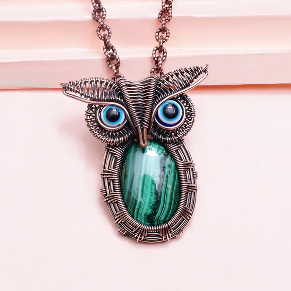 Green_Malachite_Healing_Gemstone_Copper_Wire_Wrap_Black_Oxidised_Chain_Pendant_(1.77_Cm)