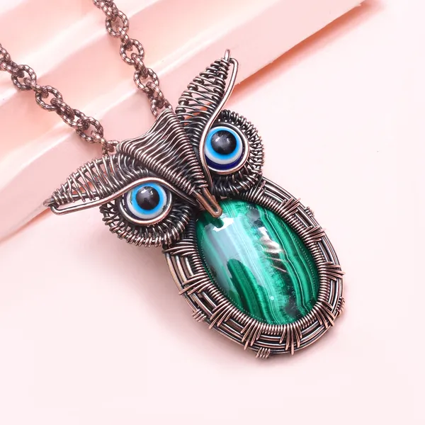 Green_Malachite_Healing_Gemstone_Copper_Wire_Wrap_Black_Oxidised_Chain_Pendant_(1.77_Cm)