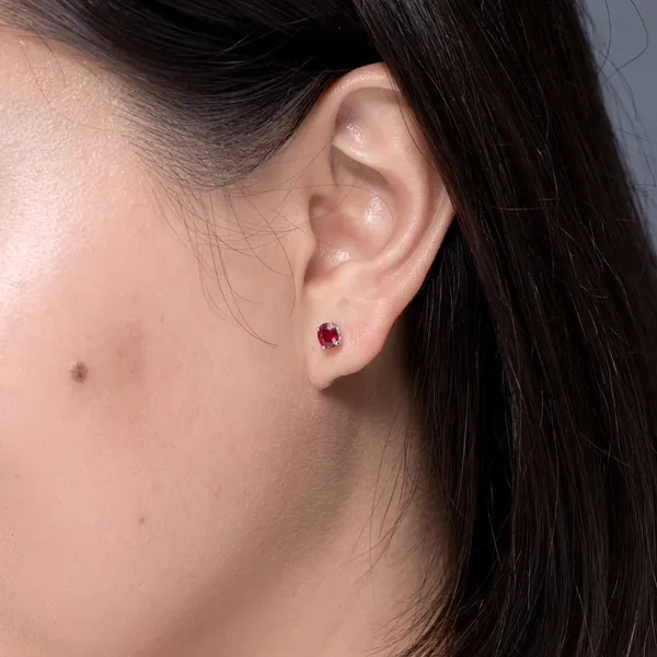Red_Ruby_925_Sterling_Silver_Prong_Set_Stud_Earring