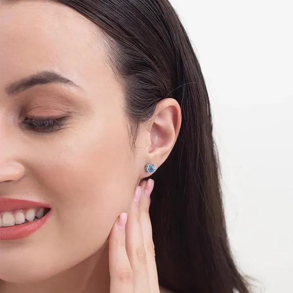 Blue_Topaz_925_Sterling_Silver_Prong_Set_Stud_Earring