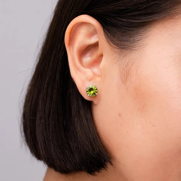 Green_Peridot_925_Sterling_Silver_Prong_Set_Stud_Earring