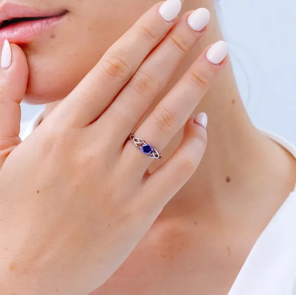 Blue_Tanzanite_925_Sterling_Silver_Celtic_Knot_Ring